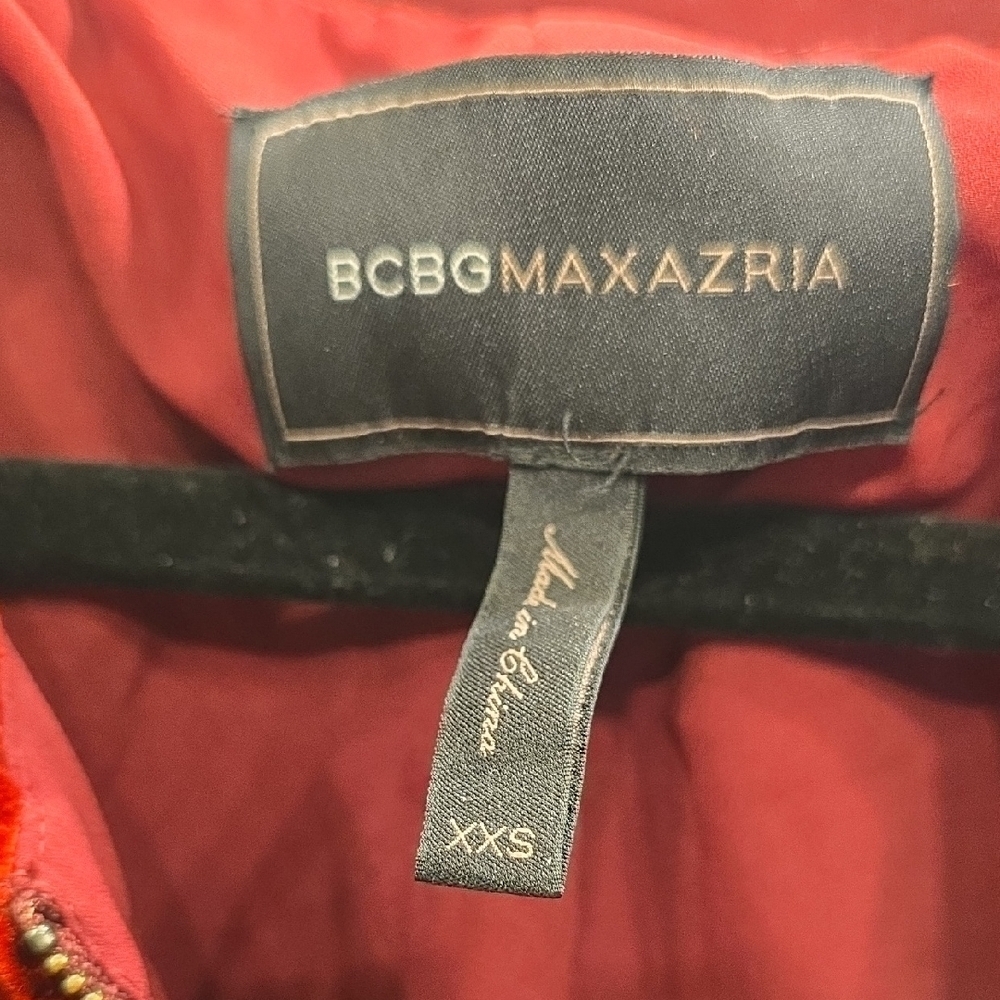 Silk BCBGMaxAzria Red Velvet Pantsuit 2 Pieces Rayon and Silk. - Picture 2 of 16
